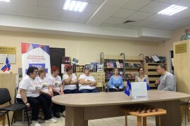 «Татьянин день»: Нарофоминская молодежь провела с «Серебряными» волонтерами круглый стол