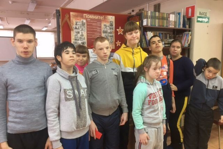 19 декабря отдел обслуживания читателей (Латышская 15-б) посетили воспитанники социально-реабилитационного центра «Сказка»