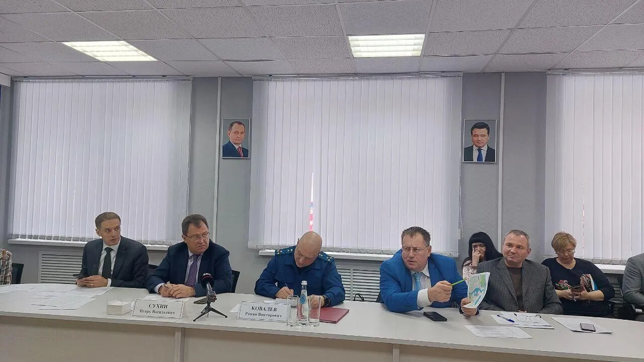 Глава Богородского округа, секретарь местного отделения партии «Единая Россия» провел прием граждан по личным вопросам