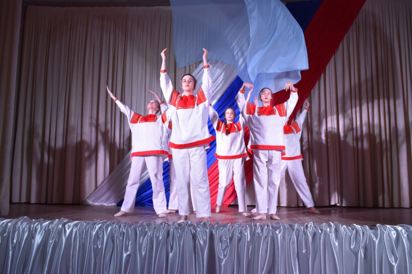Концерт «В единстве наша сила!» прошел Доме культуры поселка Новостройка
