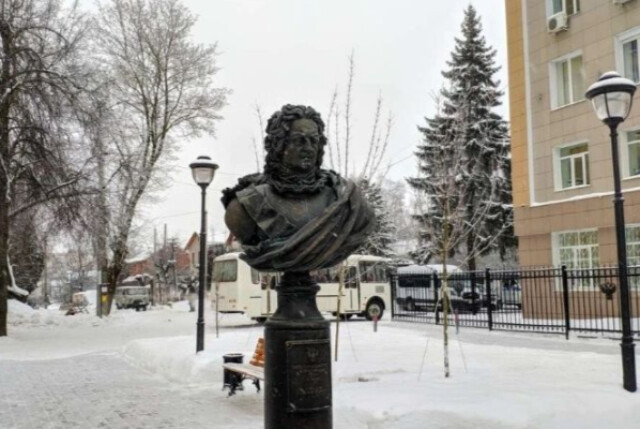 Памятник серпуховского скульптора стал украшением крупного российского города