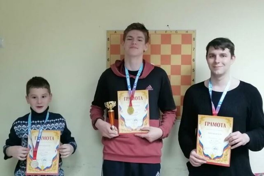 Три юных шахматиста - чемпионы Серпухова