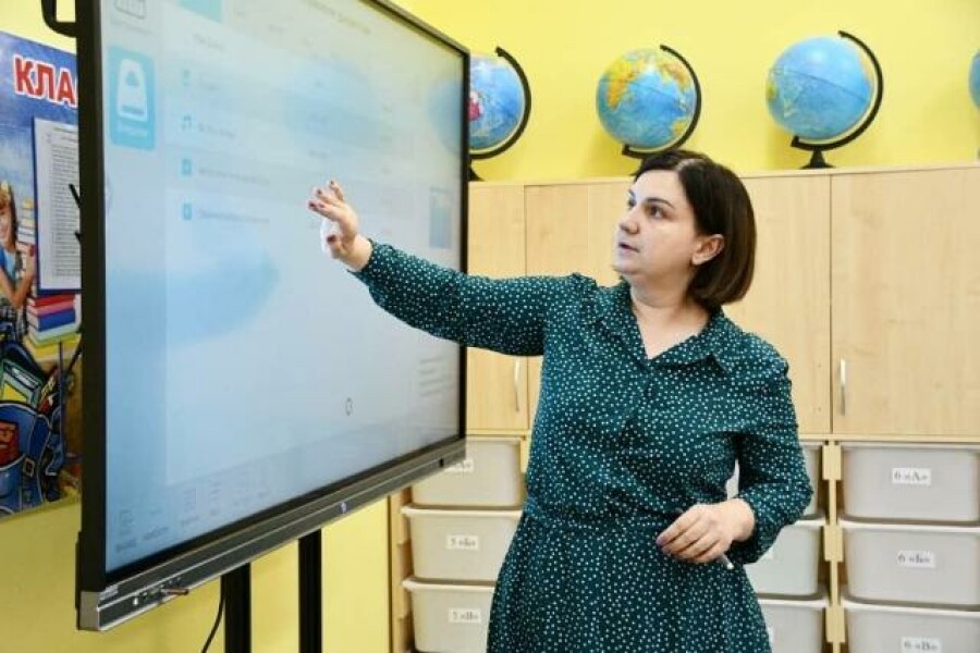 Цифровые технологии в школах Серпухова насыщают детей знаниями