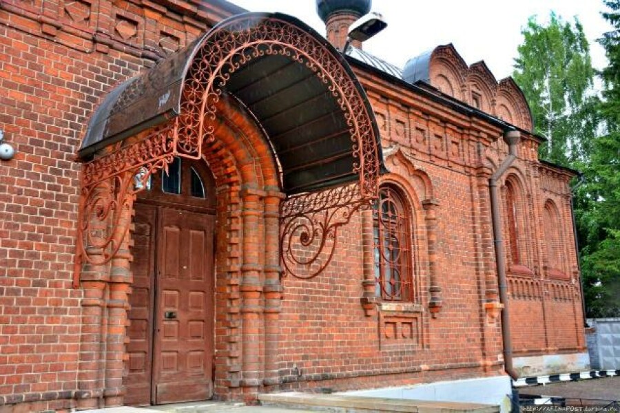 Покровскую церковь рекомендуют посетить всем жителям Серпухова