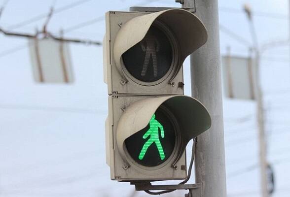 На Северном шоссе в Серпухове заработал пешеходный светофор