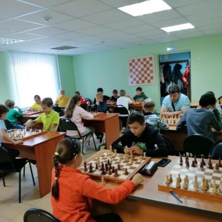 Юные гроссмейстеры Серпухова сразились в блиц-турнире посвященном 90-летию МЧС