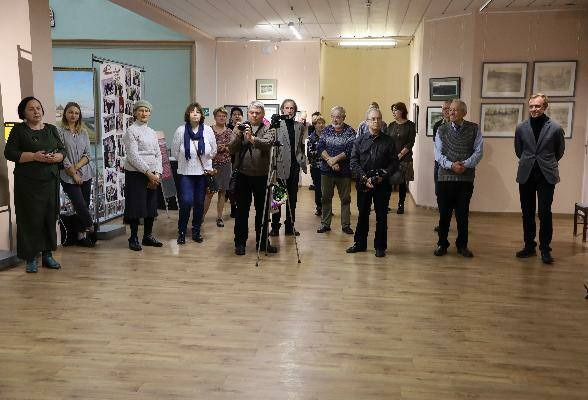 В МВЦ Серпухова состоялось торжественное открытие Юбилейной персональной выставки Виталия Губарева