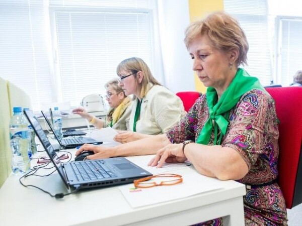 Жители Серпухова старше 50 лет смогут освоить новую профессию