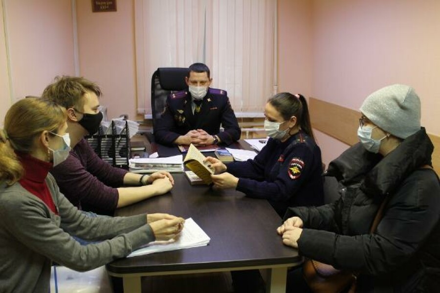Миграционные вопросы обсуждены на встрече с сотрудниками МВД Серпухова