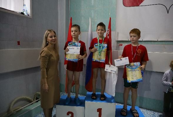 Школа №1 Серпухова в своих стенах собрала самых сильных, ловких и быстрых пловцов муниципалитета.