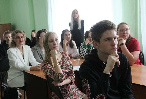 Студенты Серпухова приняли участие в «Молодежном диалоге»