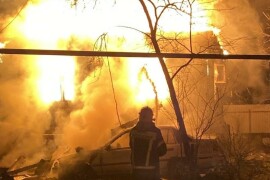 Дом и машина сгорели в селе под Чеховом
